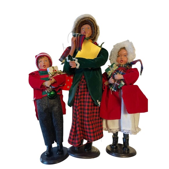 Christmas Carolers Figurines Lot Of 3 Woman, Boy And Girl Open Mouth 9-11” - Picture 5 of 6